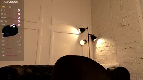 Snapshot of black_pant3r chatting on September 27, 3:48 am Mon Mon online show from September 27, 3:48 am