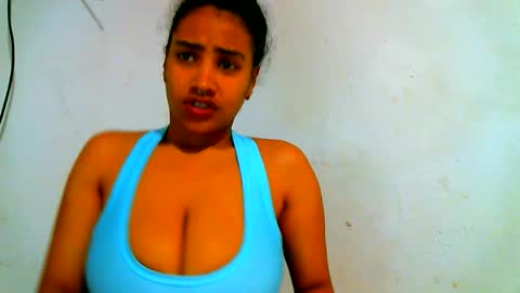 blackandwhitesex0123 online show from March 26, 2:39 am