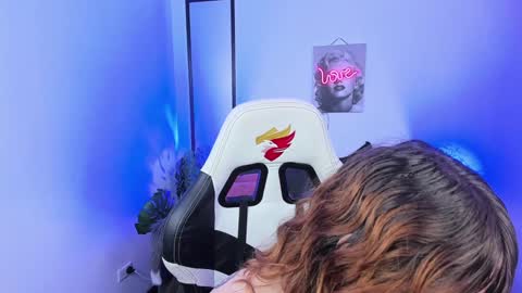 Sophie online show from February 3, 3:06 pm