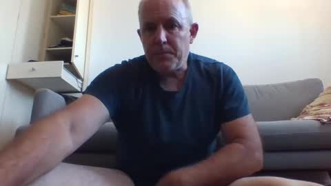 blackdog71 online show from February 22, 4:07 am