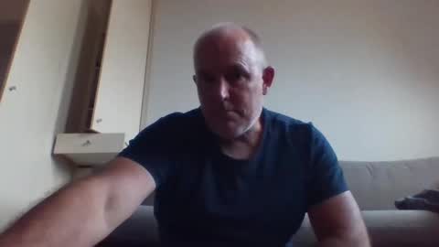 blackdog71 online show from March 8, 7:49 am