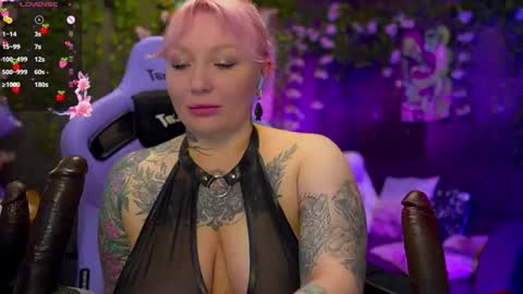 Alice online show from November 2, 7:58 pm