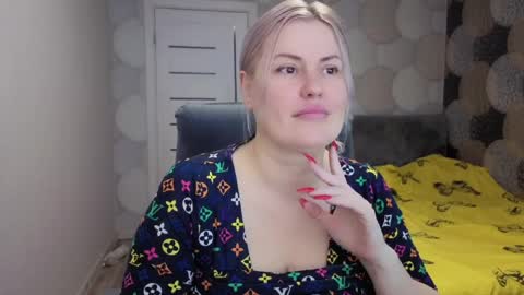 blackeyes11 online show from April 1, 3:18 am