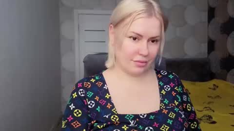 blackeyes11 online show from March 15, 6:40 am