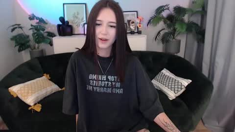 Snapshot of blackeyesgirl chatting on October 9, 7:14 am blackeyesgirl online show from October 9, 7:14 am