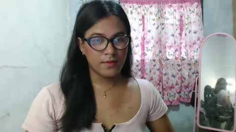 Ellez online show from May 16, 2:41 am