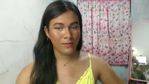 Ellez online show from April 21, 5:20 pm