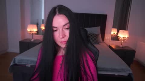 blacksilkqueen online show from December 5, 2:48 pm