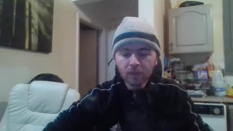 blackvswhite2022 online show from December 27, 9:43 pm