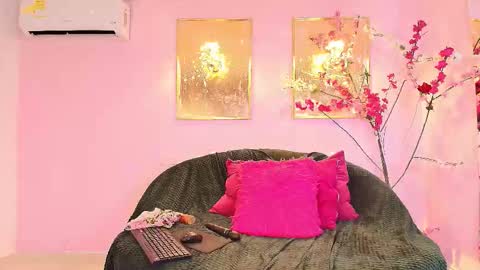 Blaisysmith online show from February 7, 6:11 pm