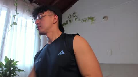 Blake Levi  Independent Model online show from April 24, 3:36 pm