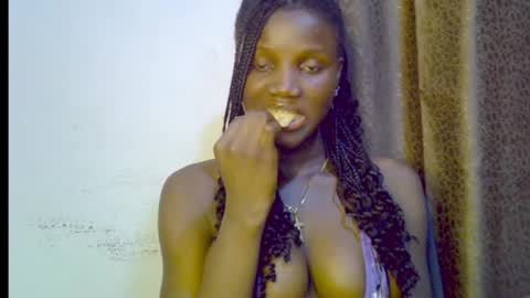 nikky00 online show from April 2, 7:10 pm