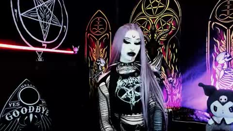   online show from October 17, 1:59 pm