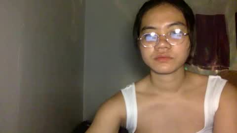 blessed774346 online show from May 1, 6:13 pm