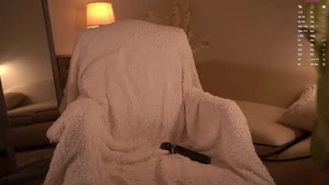 Scarlett NEXT LIVE  5AM gmt online show from April 11, 7:45 am