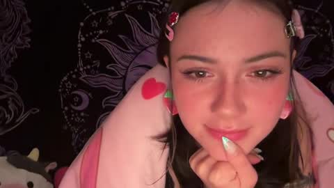 Annie online show from July 11, 6:07 am