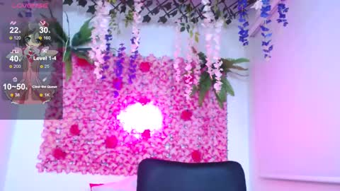 blonde_squirt_ online show from February 21, 12:49 am