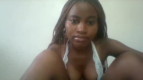 Snapshot of blondebarbiey chatting on March 12, 4:30 am blonde online show from March 12, 4:30 am