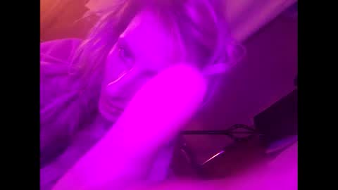 Gia  online show from March 1, 4:47 am