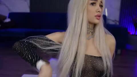 blondie_muller online show from February 18, 9:36 pm