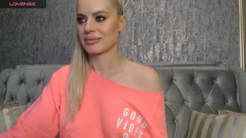 Helen online show from October 22, 11:50 pm