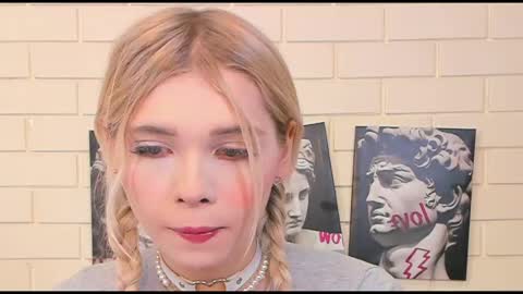 Snapshot of blondy_fina chatting on October 19, 5:01 am blondy_fina online show from October 19, 5:01 am