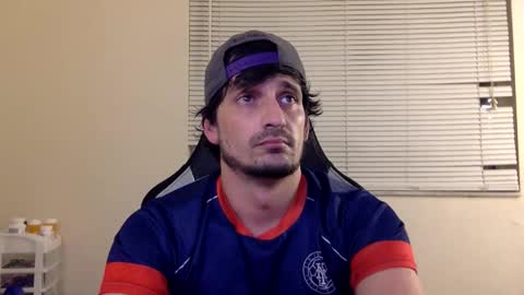 Snapshot of bls123 chatting on October 28, 8:15 am bls123 online show from October 28, 8:15 am