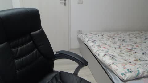 Juliet online show from November 13, 6:10 pm