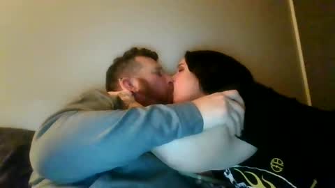 Snapshot of bluedemoneyes1986 chatting on March 1, 4:15 am bluedemoneyes1986 online show from March 1, 4:15 am