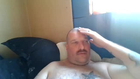 Snapshot of bluedemoneyes1986 chatting on March 10, 8:23 pm bluedemoneyes1986 online show from March 10, 8:23 pm