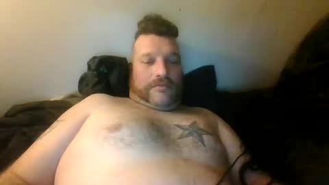 Snapshot of bluedemoneyes1986 chatting on February 20, 6:06 am bluedemoneyes1986 online show from February 20, 6:06 am