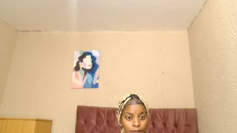 Tee online show from August 5, 5:43 pm
