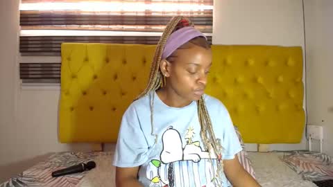 Tee online show from February 25, 3:09 pm