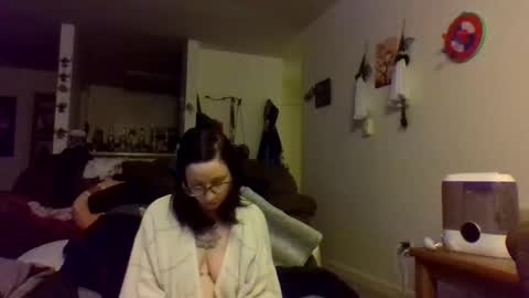 Blueeyedbeauty online show from November 10, 1:30 am