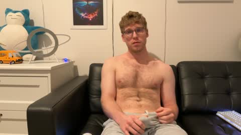 blueeyedtallguy online show from December 11, 7:20 am