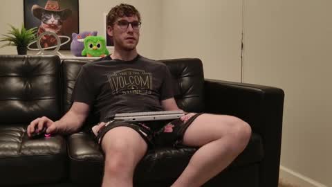 blueeyedtallguy online show from October 7, 1:23 am