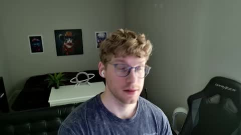 blueeyedtallguy online show from March 25, 9:32 pm