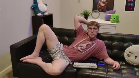 blueeyedtallguy online show from September 16, 2:35 am