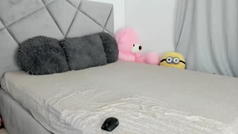 blueeyeslexxxy online show from September 10, 7:31 am