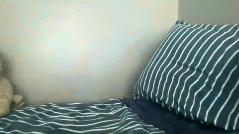 bluelite1111 online show from February 24, 4:43 pm