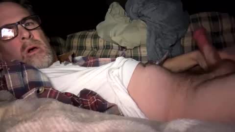 Snapshot of bluesinspired chatting on December 3, 4:42 am Bluesinspired online show from December 3, 4:42 am