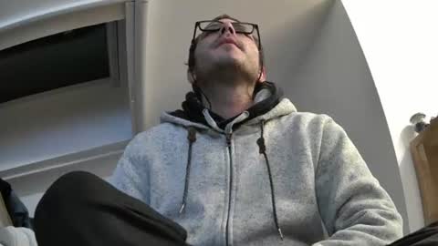 bo22222222 online show from November 30, 9:11 pm