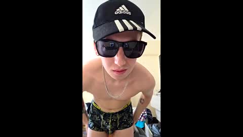 boby4567586535 online show from September 28, 2:02 pm