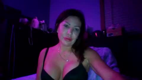 milf online show from October 31, 3:18 am