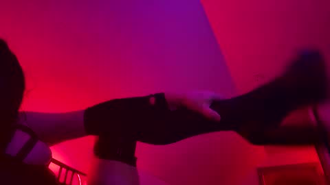 bodiddly64 online show from November 1, 8:57 am