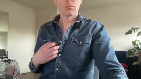 ask me online show from February 25, 9:53 am