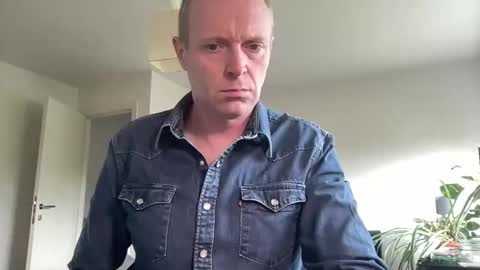 ask me online show from October 31, 11:21 am