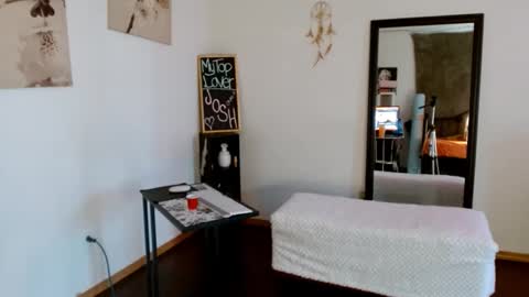 BombshellBaeby online show from April 3, 12:39 am