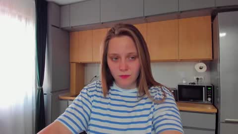 Bonnie online show from March 8, 8:00 am