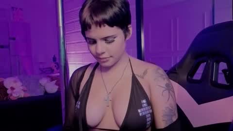 Bonnie Anderson  online show from April 23, 2:08 am